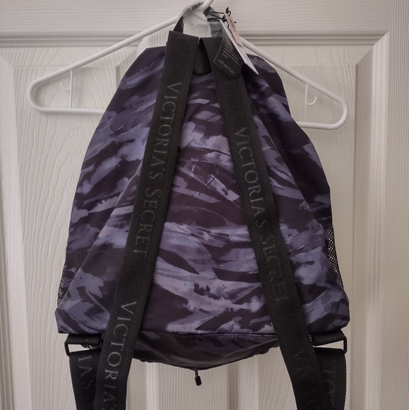 Victoria's Secret Bags Nwt Victorias Secret The Live On Point